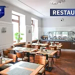 Hotel Offenbacher Hof 4*