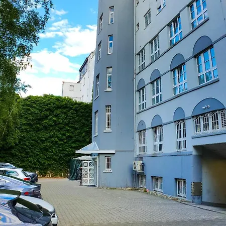 Szálloda Offenbacher Hof 4*