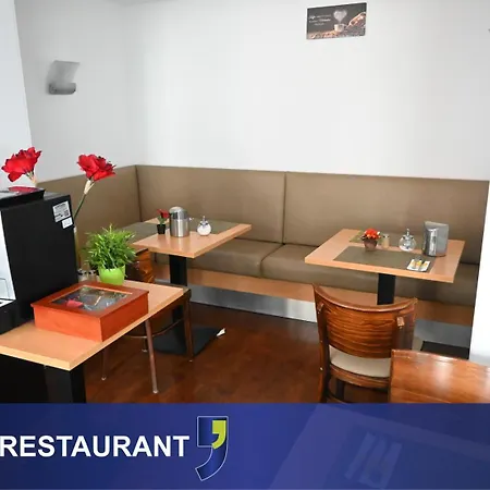 Szálloda Offenbacher Hof 4*