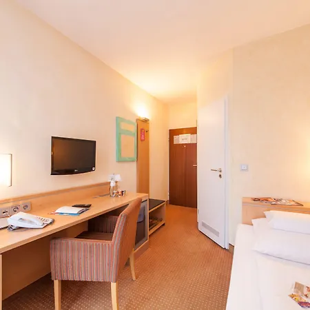 Offenbacher Hof Szálloda 4*