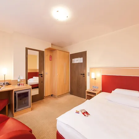 Offenbacher Hof 호텔 4*