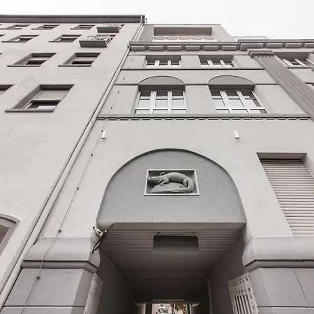 Szálloda Offenbacher Hof 4*