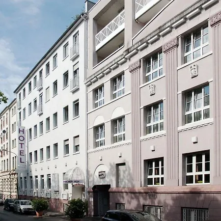 Hotel Offenbacher Hof 4*