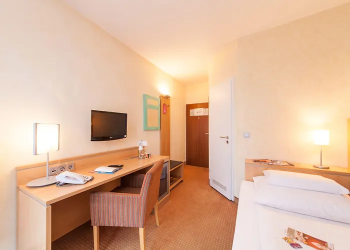 Offenbacher Hof Hotel 4*