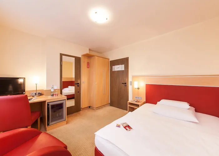 Offenbacher Hof Отель 4*