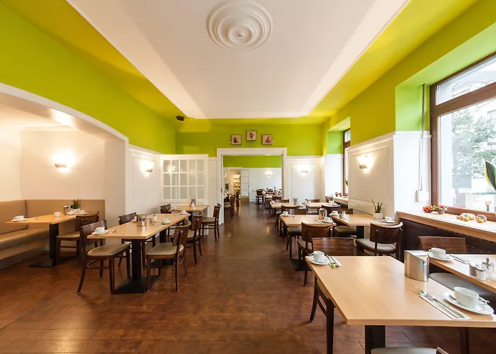 Offenbacher Hof Отель 4*